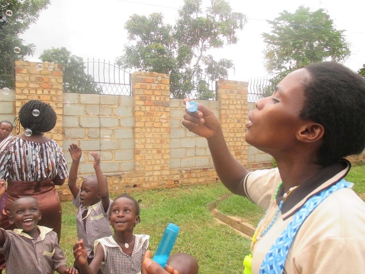 Children_Bubbles