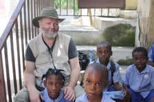 Chris_with_Haitian_kids_05-31-13