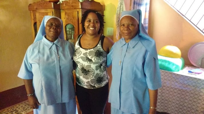 Farron_with_Sister_Pernilious_glasses__and_Sister_Jeanty.jpg
