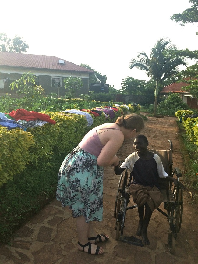 university_intern_meets_new_friend_in_Uganda.jpg